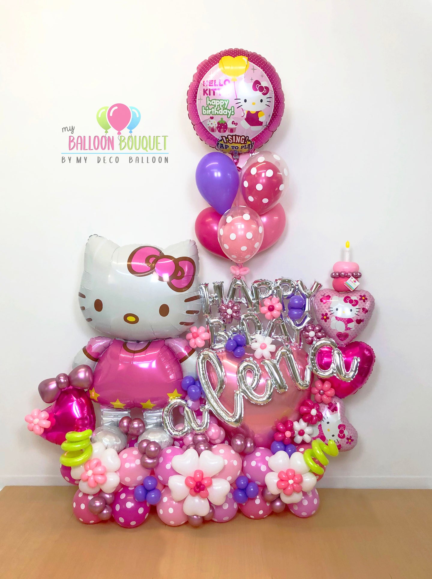 Hello Kitty Birthday Balloon Bouquet