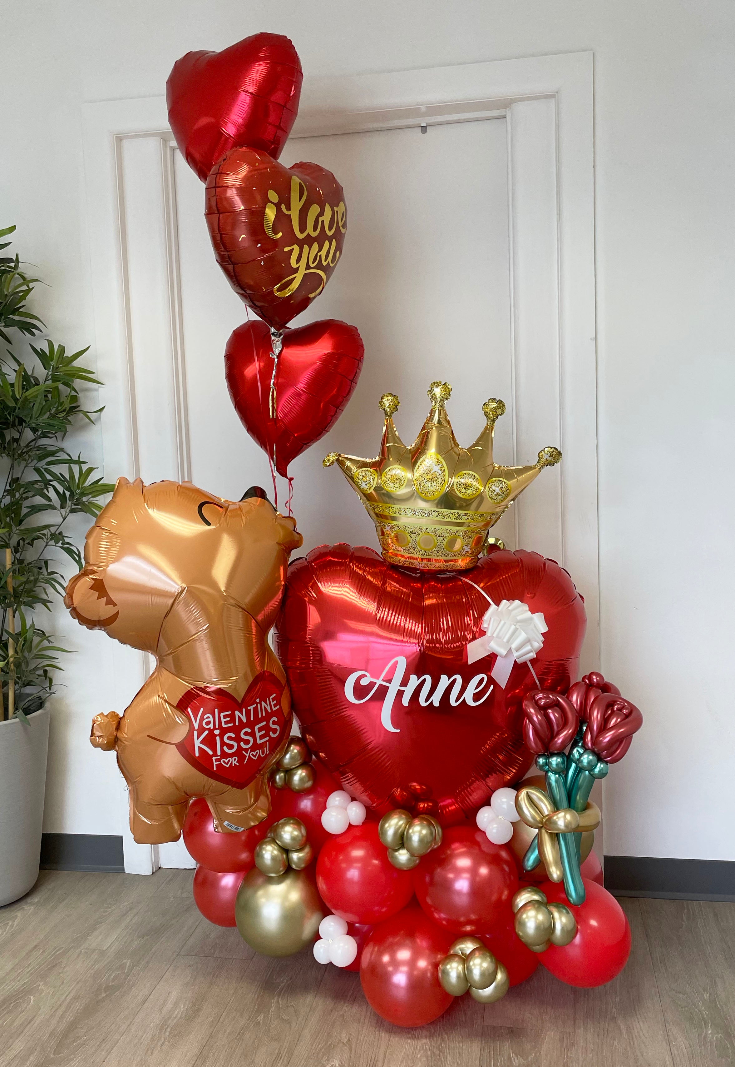 Valentine's Kiss 3 Balloon Bouquet