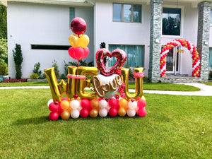 "We Love You" Anniversary Balloon Bouquet